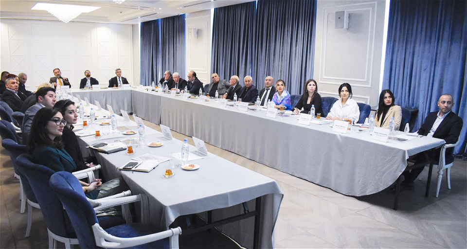 Füzuli Mərkəzi Parkının layihəsi Füzuli icması ilə müzakirə olunub