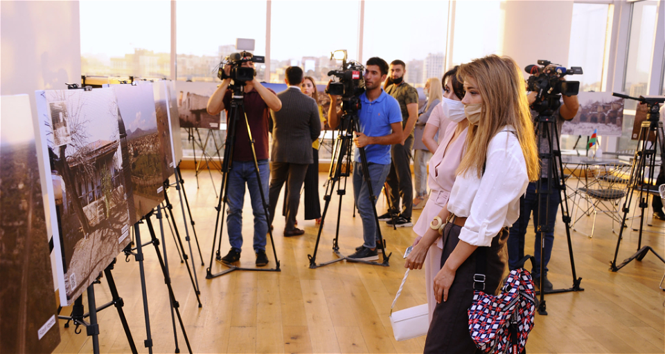 “Karabakh.Center” layihəsi əsasında fotosərgi keçirilib