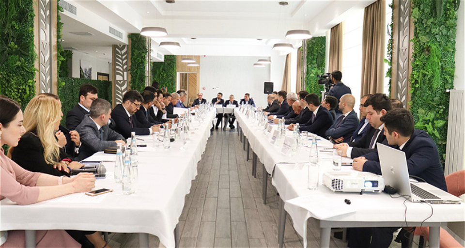 Qarabağ Dirçəliş Fondu Azərbaycan banklarının rəhbərləri ilə Şuşada işgüzar görüş təşkil edib