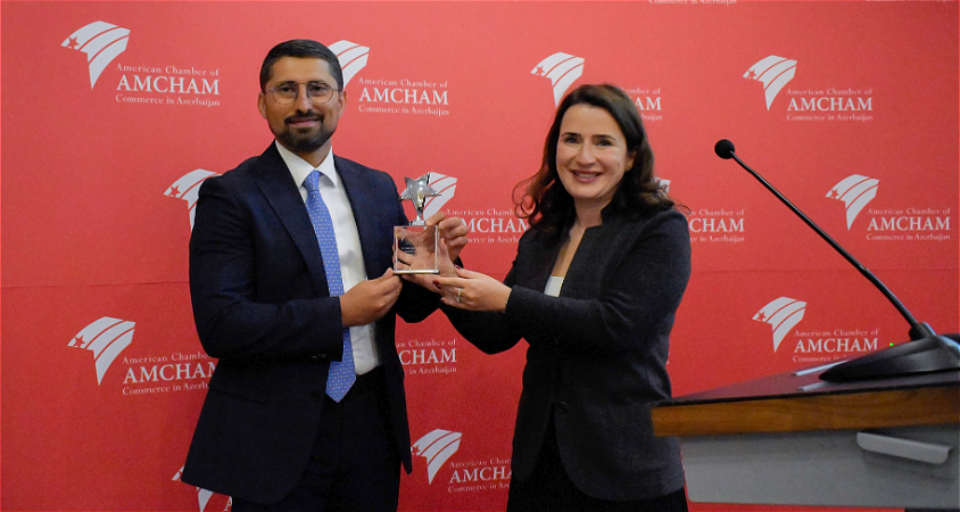 Qarabağ Dirçəliş Fondunun İdarə Heyətinin sədri AmCham Azərbaycan üzvləri ilə görüşüb 
