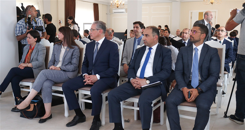 Qarabağ Dirçəliş Fondu Zəngilanın ilk ağıllı kəndində keçirilən beynəlxalq su konfransında iştirak edib