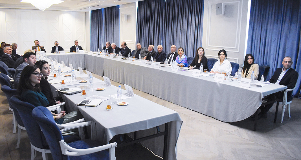 Füzuli Mərkəzi Parkının layihəsi Füzuli icması ilə müzakirə olunub