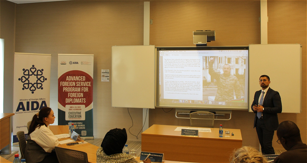 Rahman Hajiyev provided foreign diplomats with information about the destruction caused by Armenians in Karabakh 