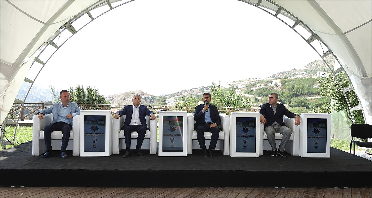 Qarabağ Dirçəliş Fondunun İdarə Heyətinin sədri Diaspor Gənclərinin V Yay Düşərgəsində iştirak edib